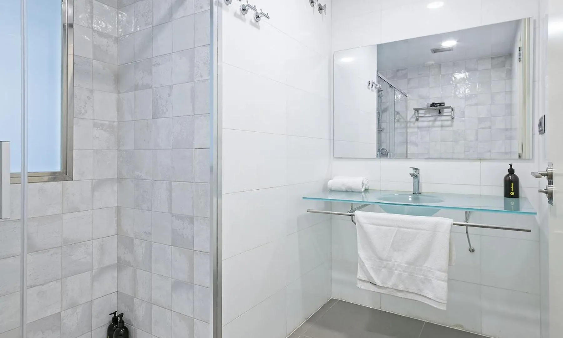 Ola Living Plaza Catalunya Apartamento Barcelona 0*,