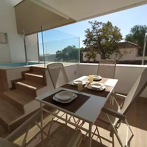 https://apartamento-terrazas-del-mar-piscina-privada.es-andalucia.com