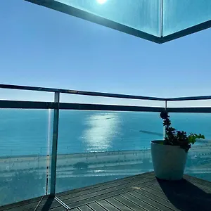 https://diagonal-barcelona.catalonia-hotels.com