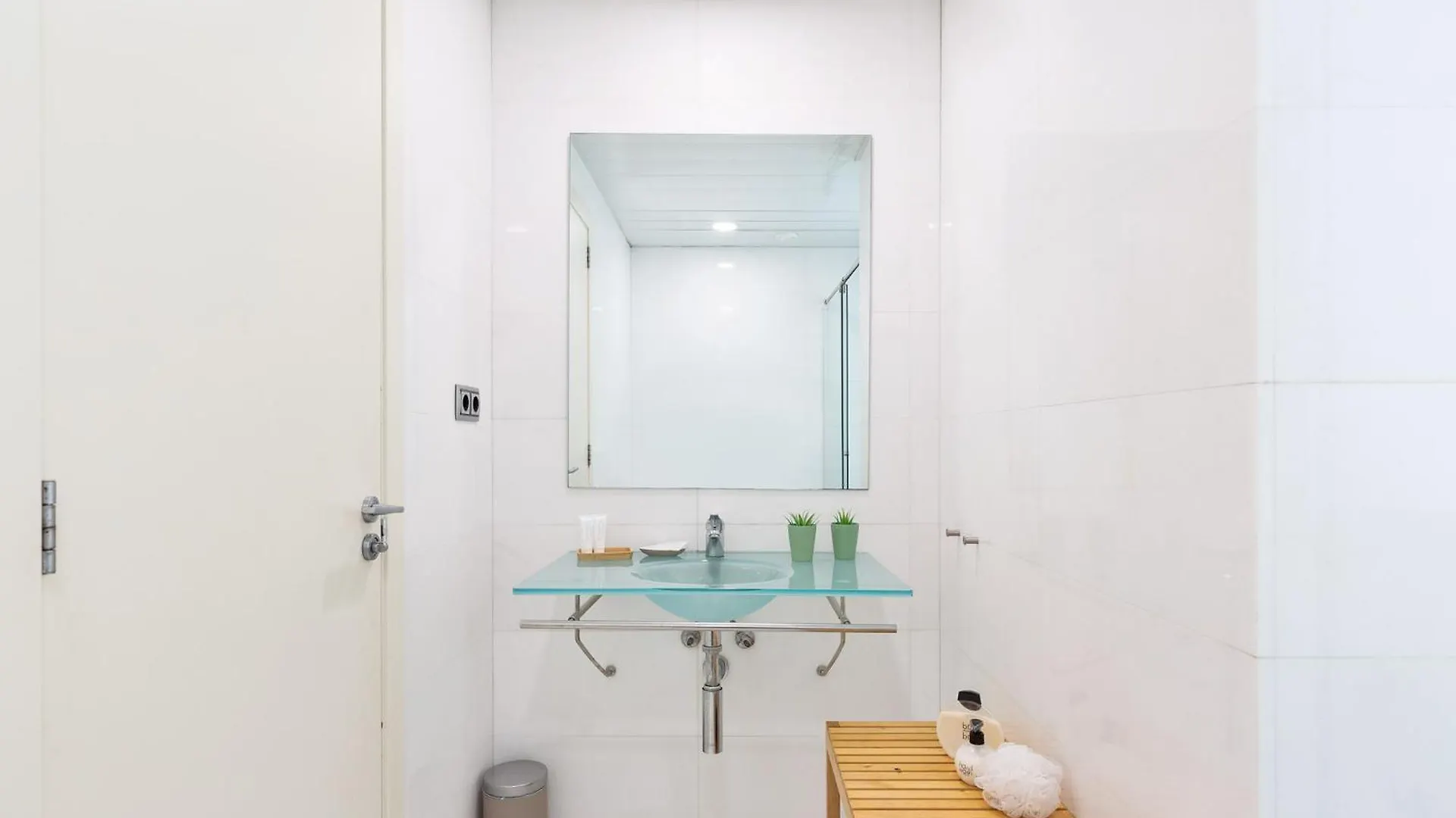 Ola Living Plaza Catalunya Apartment Barcelona