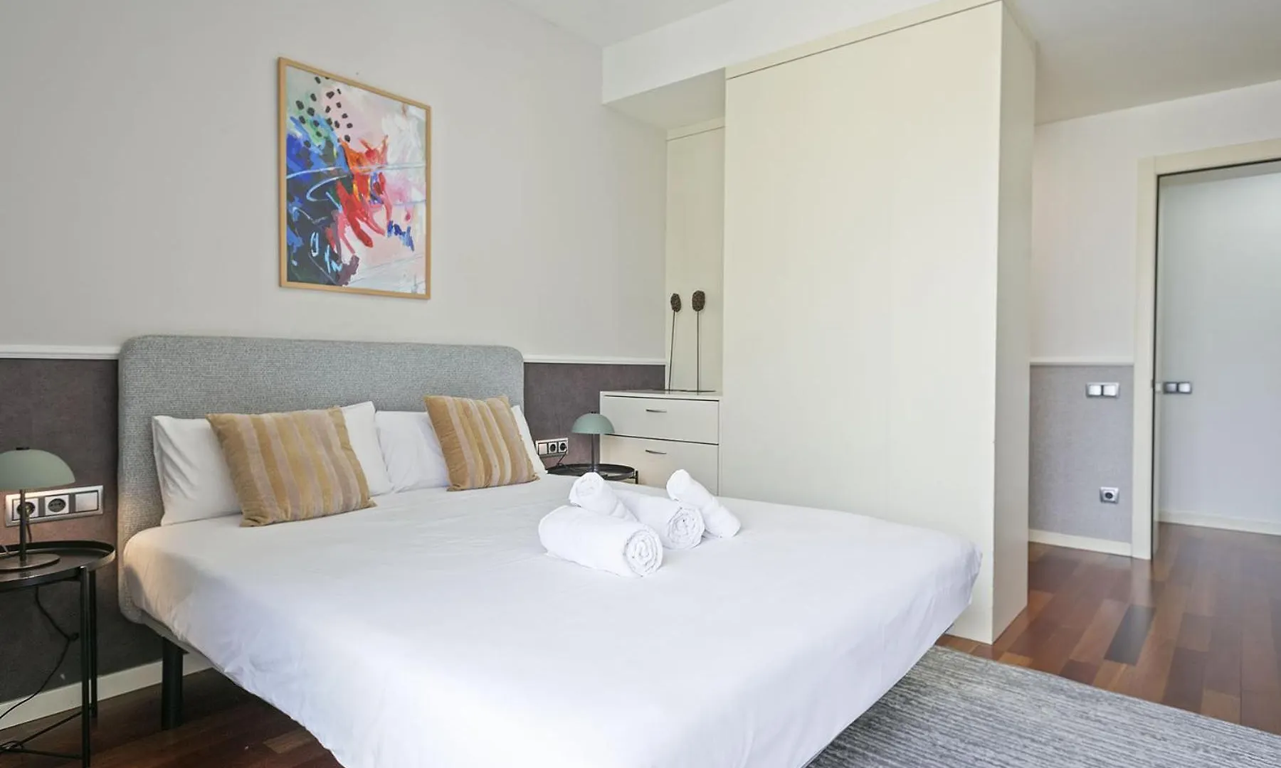 Ola Living Plaza Catalunya Apartment Barcelona
